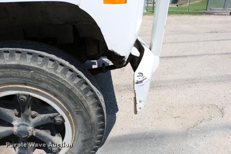 image for item DD0226 1985 Ford F600 bucket truck