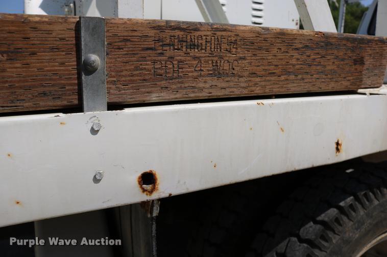 image for item DD0226 1985 Ford F600 bucket truck