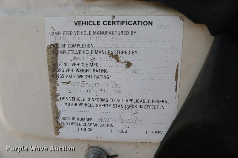 image for item DD0226 1985 Ford F600 bucket truck