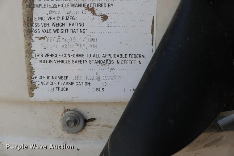 image for item DD0226 1985 Ford F600 bucket truck