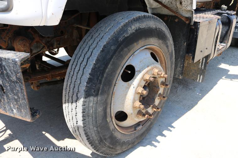 image for item DD0227 1999 Chevrolet C6500 dump truck