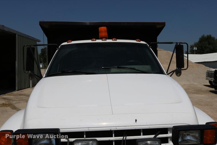 image for item DD0227 1999 Chevrolet C6500 dump truck