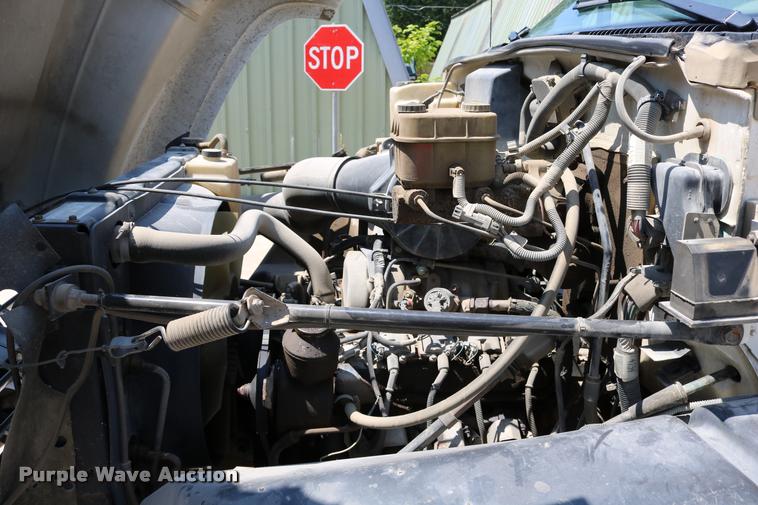 image for item DD0227 1999 Chevrolet C6500 dump truck