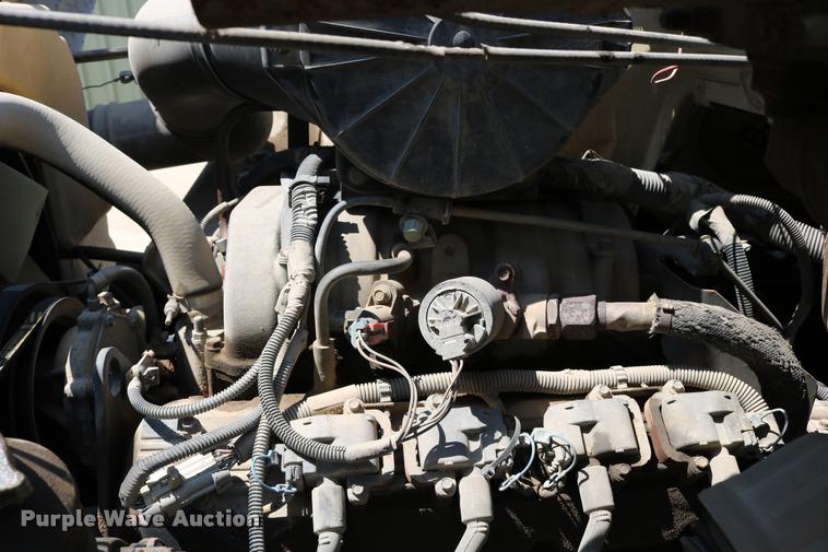 image for item DD0227 1999 Chevrolet C6500 dump truck