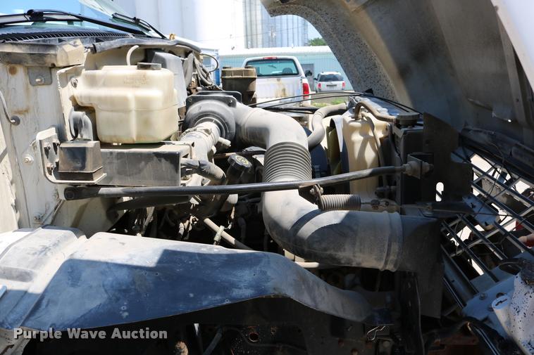 image for item DD0227 1999 Chevrolet C6500 dump truck