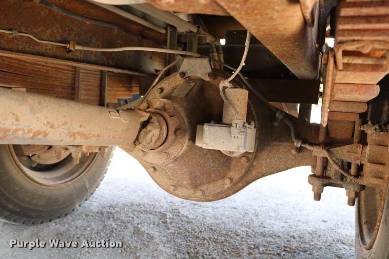 image for item DD0227 1999 Chevrolet C6500 dump truck