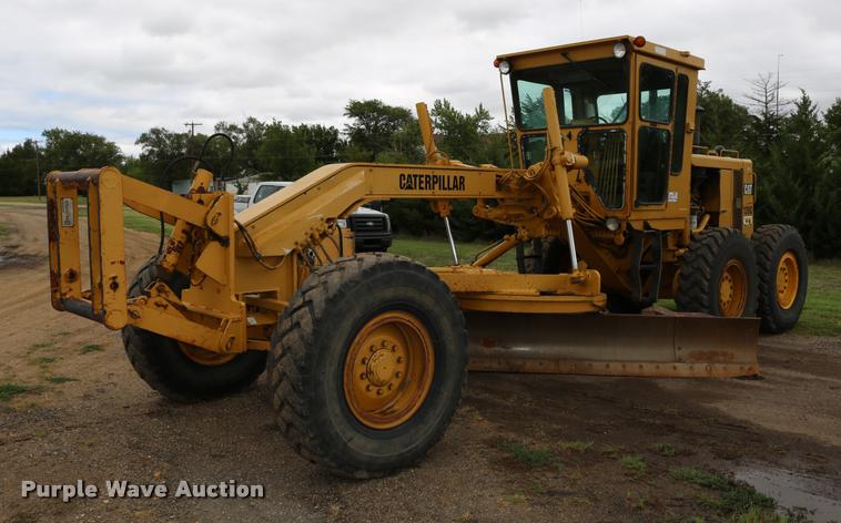 image for item DD0228 1991 Caterpillar 120G motor grader