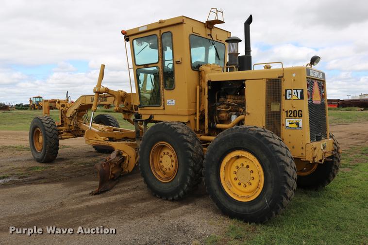 image for item DD0228 1991 Caterpillar 120G motor grader