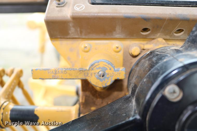 image for item DD0228 1991 Caterpillar 120G motor grader