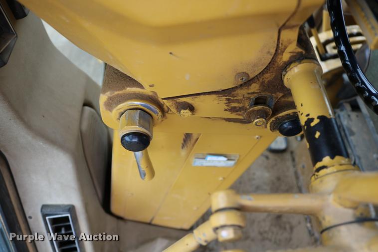 image for item DD0228 1991 Caterpillar 120G motor grader
