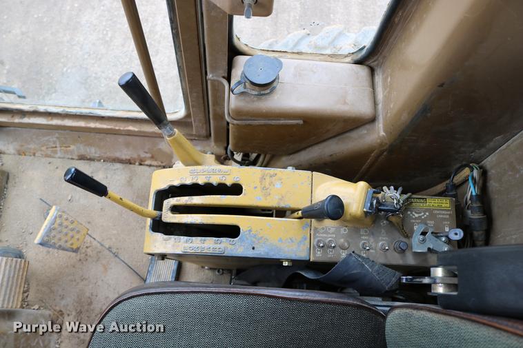 image for item DD0228 1991 Caterpillar 120G motor grader