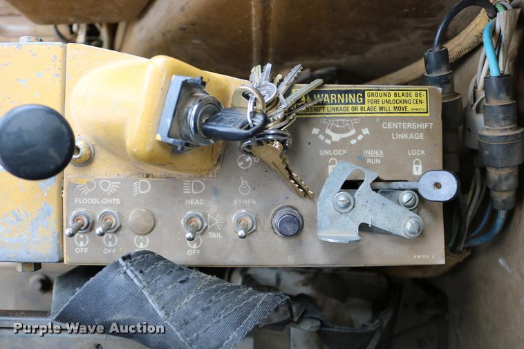 image for item DD0228 1991 Caterpillar 120G motor grader