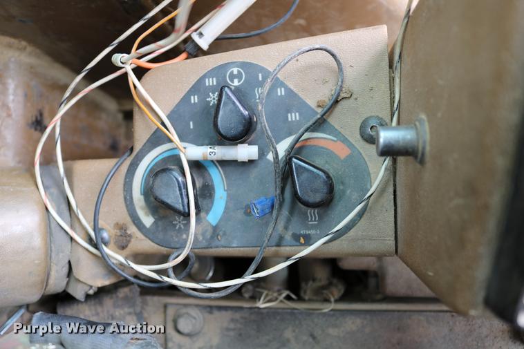 image for item DD0228 1991 Caterpillar 120G motor grader