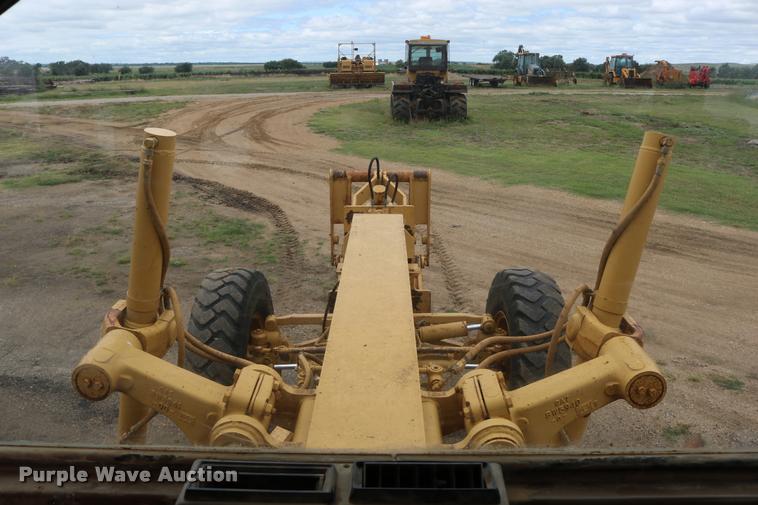 image for item DD0228 1991 Caterpillar 120G motor grader