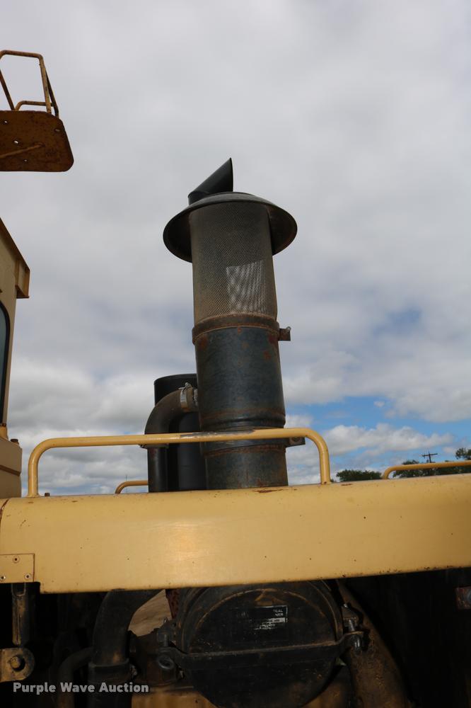 image for item DD0228 1991 Caterpillar 120G motor grader