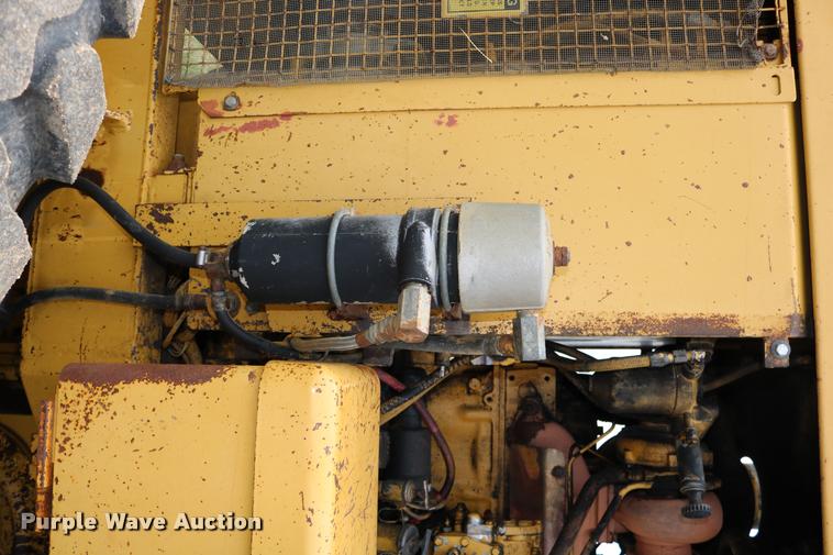 image for item DD0228 1991 Caterpillar 120G motor grader