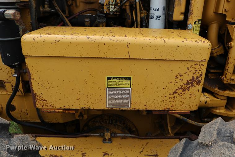 image for item DD0228 1991 Caterpillar 120G motor grader