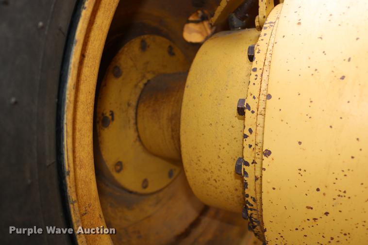 image for item DD0228 1991 Caterpillar 120G motor grader