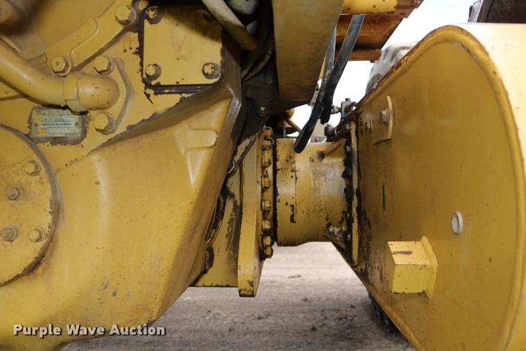 image for item DD0228 1991 Caterpillar 120G motor grader