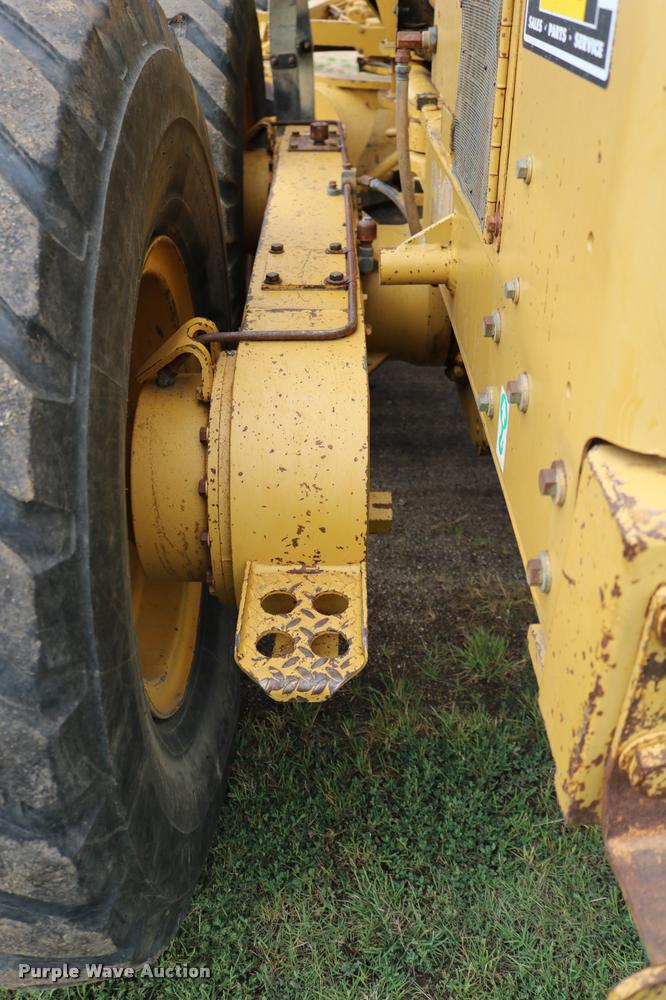 image for item DD0228 1991 Caterpillar 120G motor grader