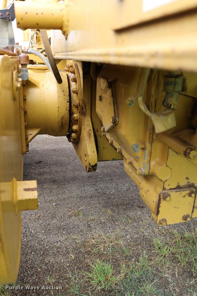 image for item DD0228 1991 Caterpillar 120G motor grader