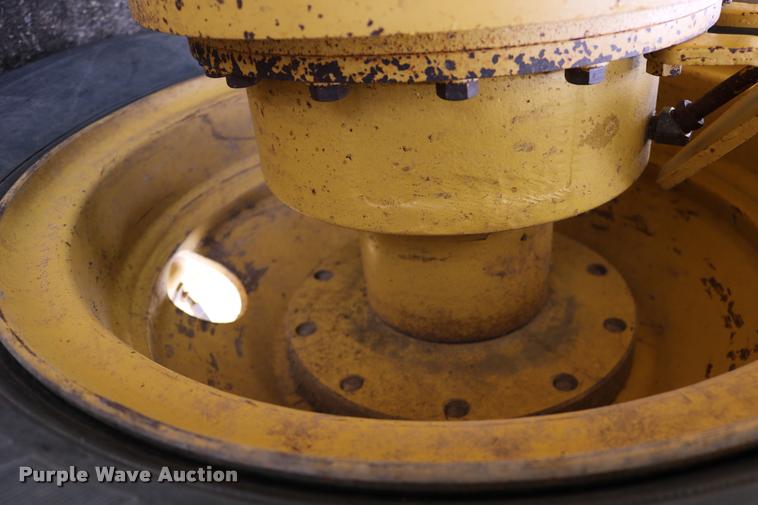 image for item DD0228 1991 Caterpillar 120G motor grader