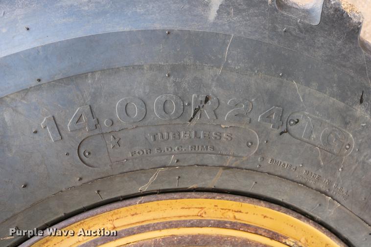 image for item DD0228 1991 Caterpillar 120G motor grader