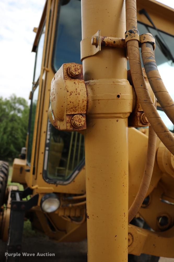 image for item DD0228 1991 Caterpillar 120G motor grader