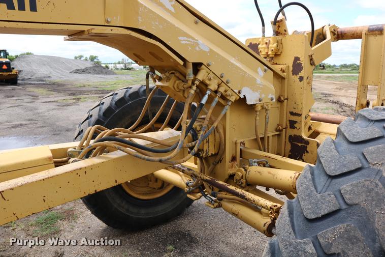 image for item DD0228 1991 Caterpillar 120G motor grader