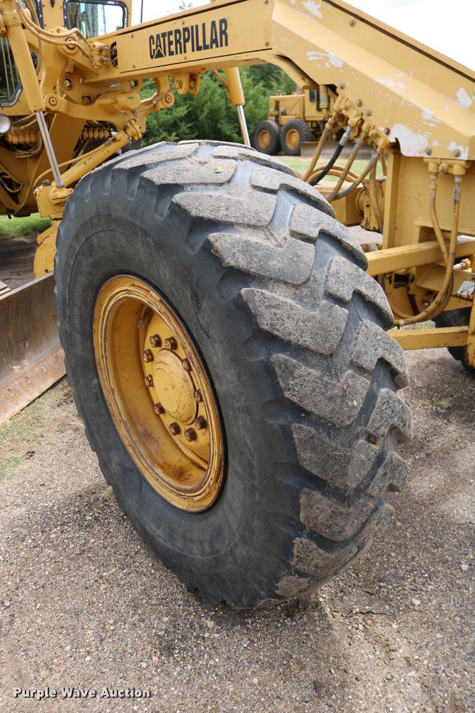 image for item DD0228 1991 Caterpillar 120G motor grader