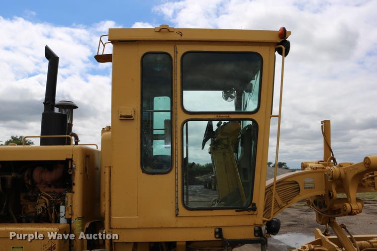 image for item DD0228 1991 Caterpillar 120G motor grader