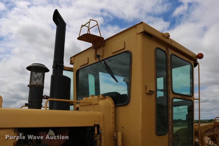 image for item DD0228 1991 Caterpillar 120G motor grader