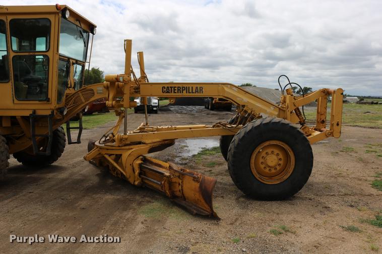image for item DD0228 1991 Caterpillar 120G motor grader