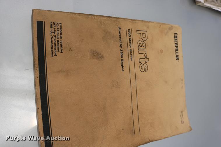 image for item DD0228 1991 Caterpillar 120G motor grader