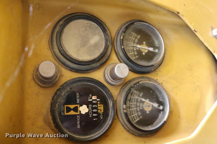 image for item DD0228 1991 Caterpillar 120G motor grader