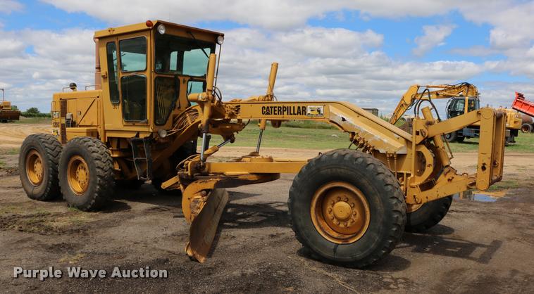 image for item DD0229 1993 Caterpillar 120G motor grader