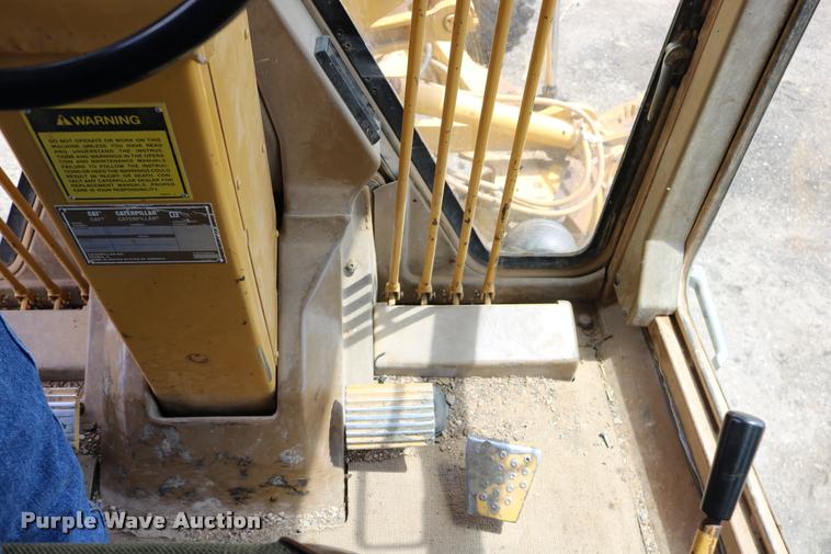 image for item DD0229 1993 Caterpillar 120G motor grader