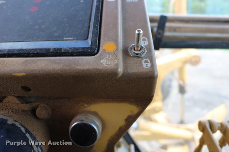 image for item DD0229 1993 Caterpillar 120G motor grader