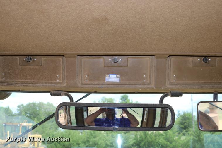 image for item DD0229 1993 Caterpillar 120G motor grader