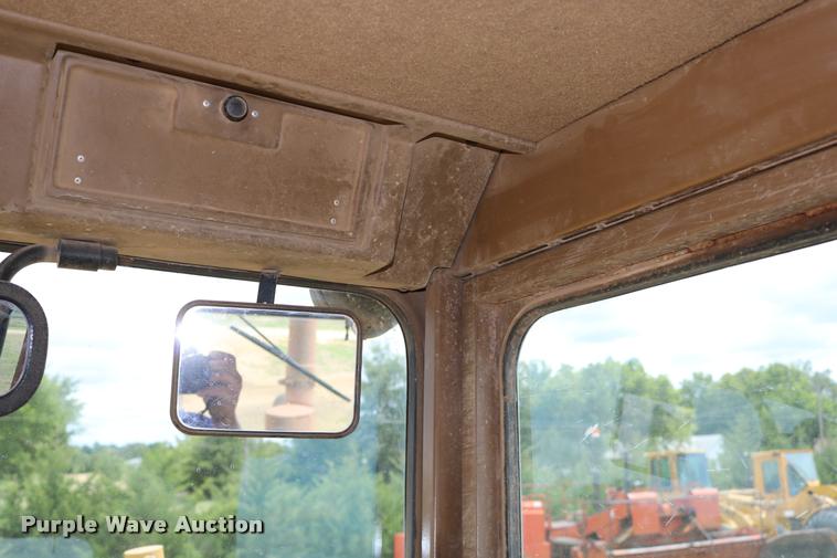 image for item DD0229 1993 Caterpillar 120G motor grader