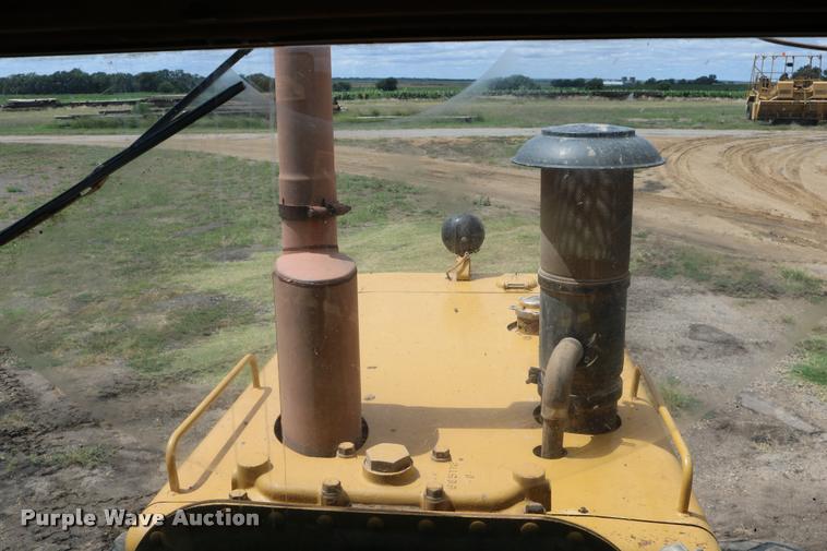 image for item DD0229 1993 Caterpillar 120G motor grader