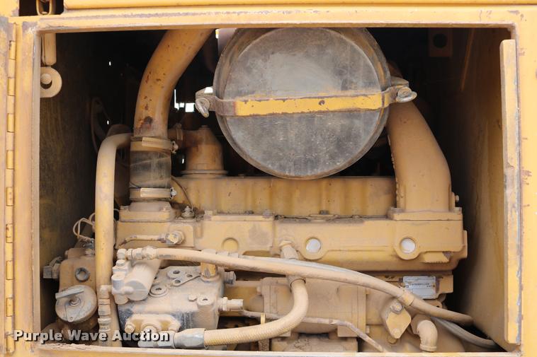 image for item DD0229 1993 Caterpillar 120G motor grader