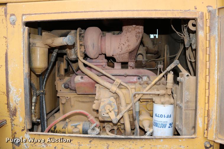 image for item DD0229 1993 Caterpillar 120G motor grader