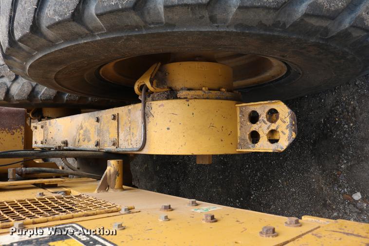 image for item DD0229 1993 Caterpillar 120G motor grader