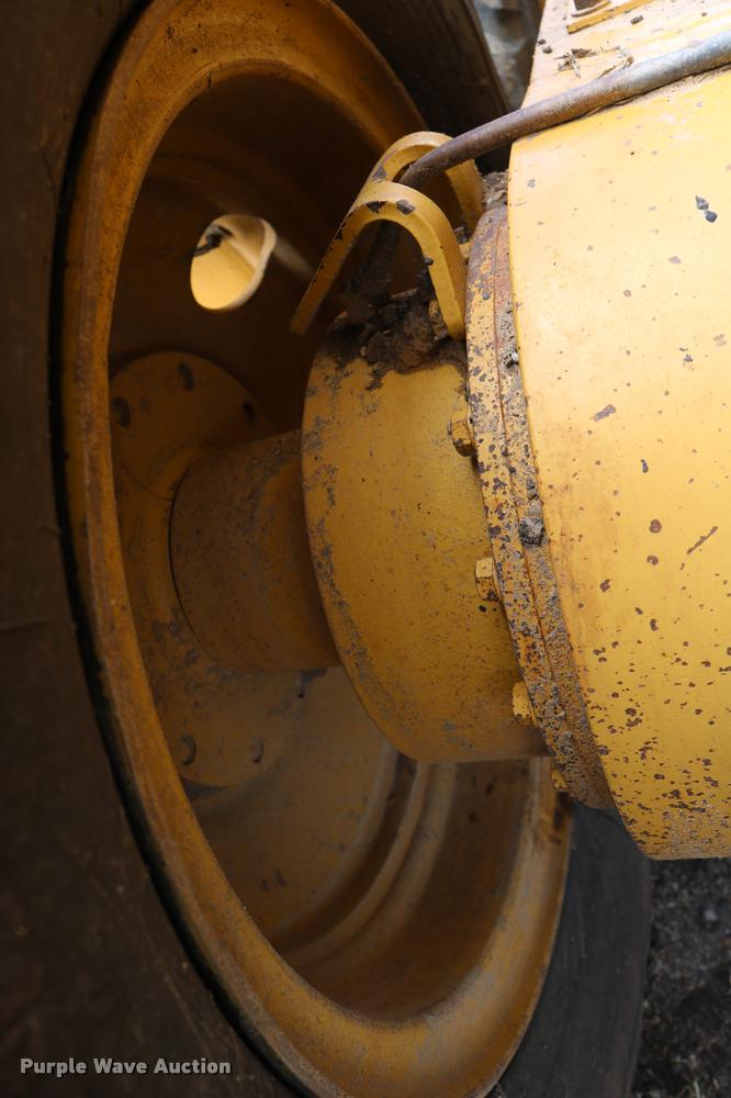 image for item DD0229 1993 Caterpillar 120G motor grader