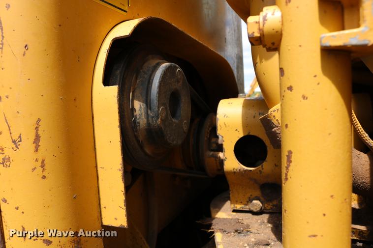 image for item DD0229 1993 Caterpillar 120G motor grader