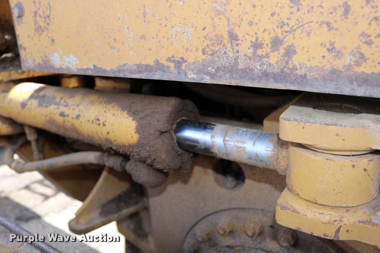 image for item DD0229 1993 Caterpillar 120G motor grader