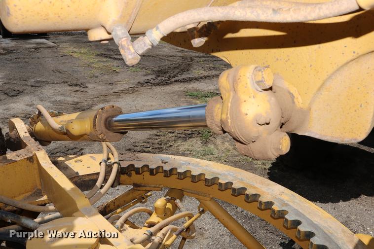 image for item DD0229 1993 Caterpillar 120G motor grader