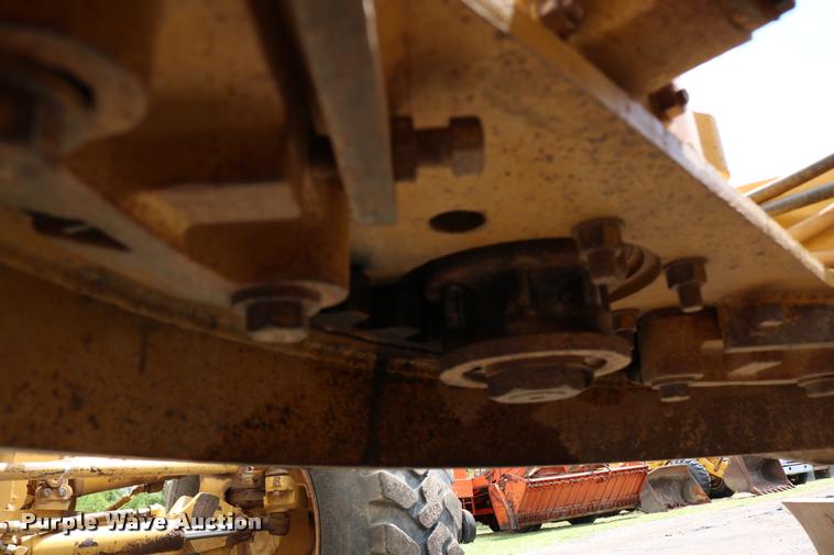 image for item DD0229 1993 Caterpillar 120G motor grader