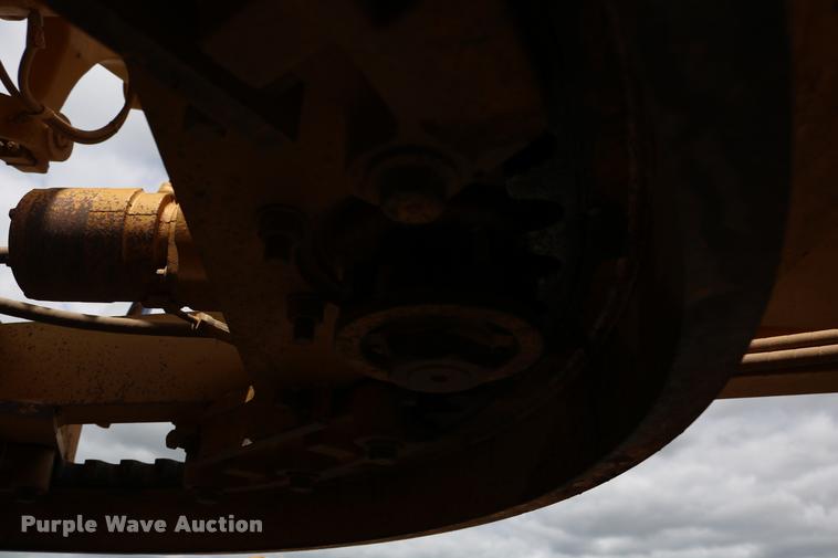 image for item DD0229 1993 Caterpillar 120G motor grader